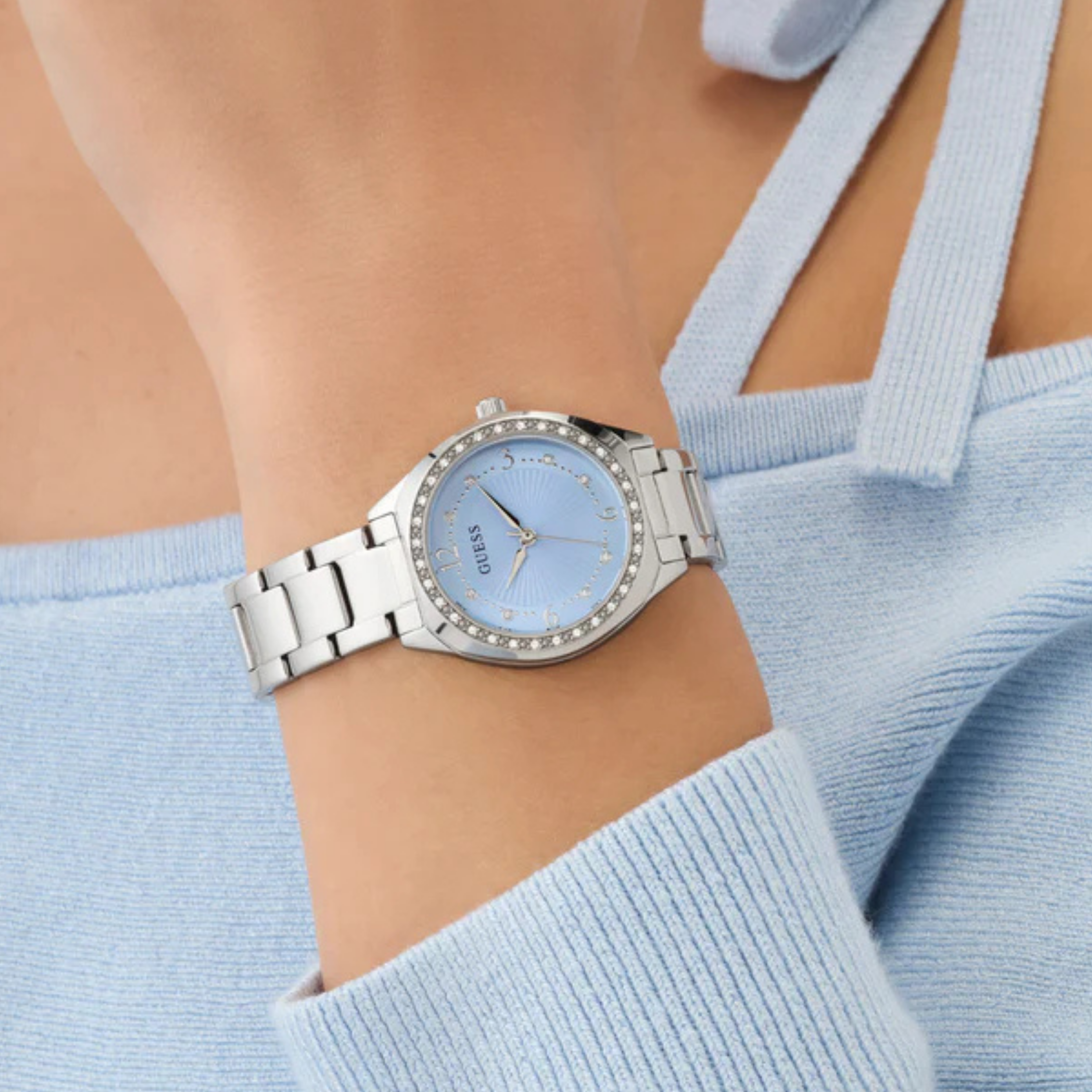 Guess Women Silver Tone Analog Watch GW0767L6 - Silver Blue