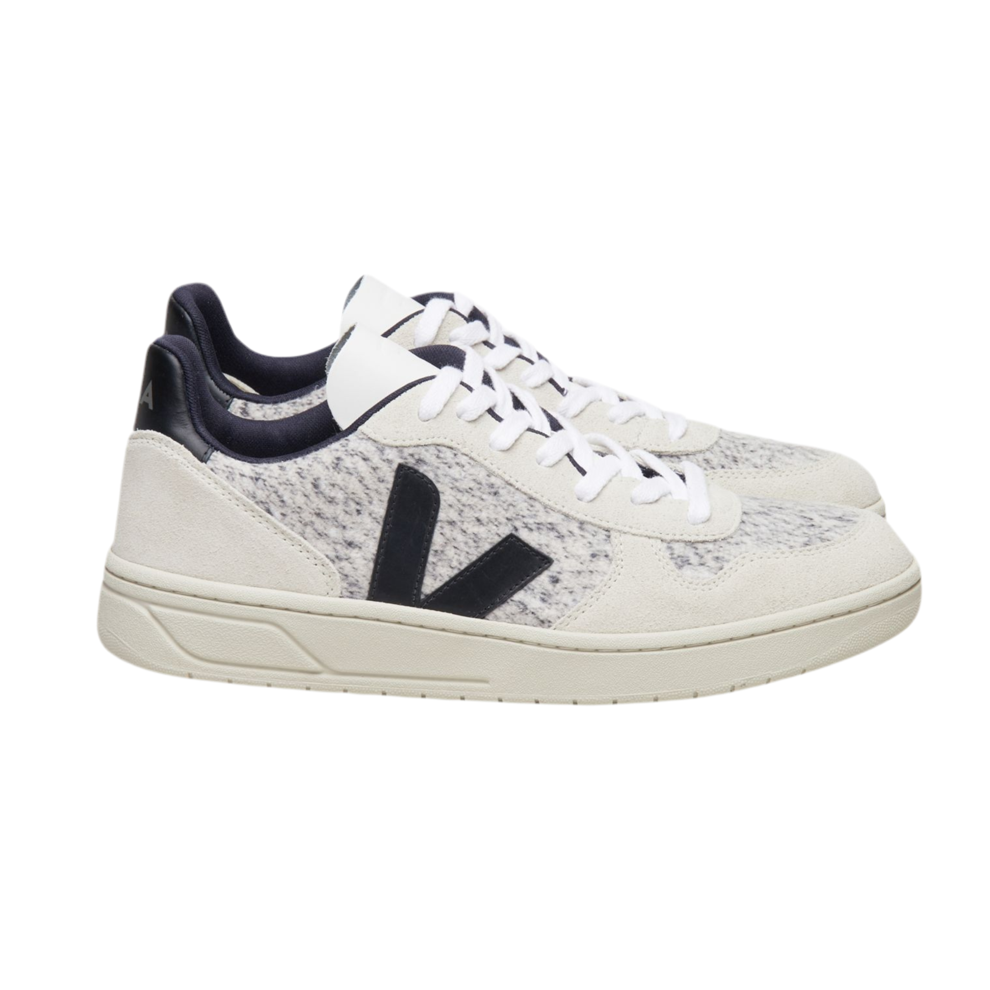Veja Men V-10 - Snow Black