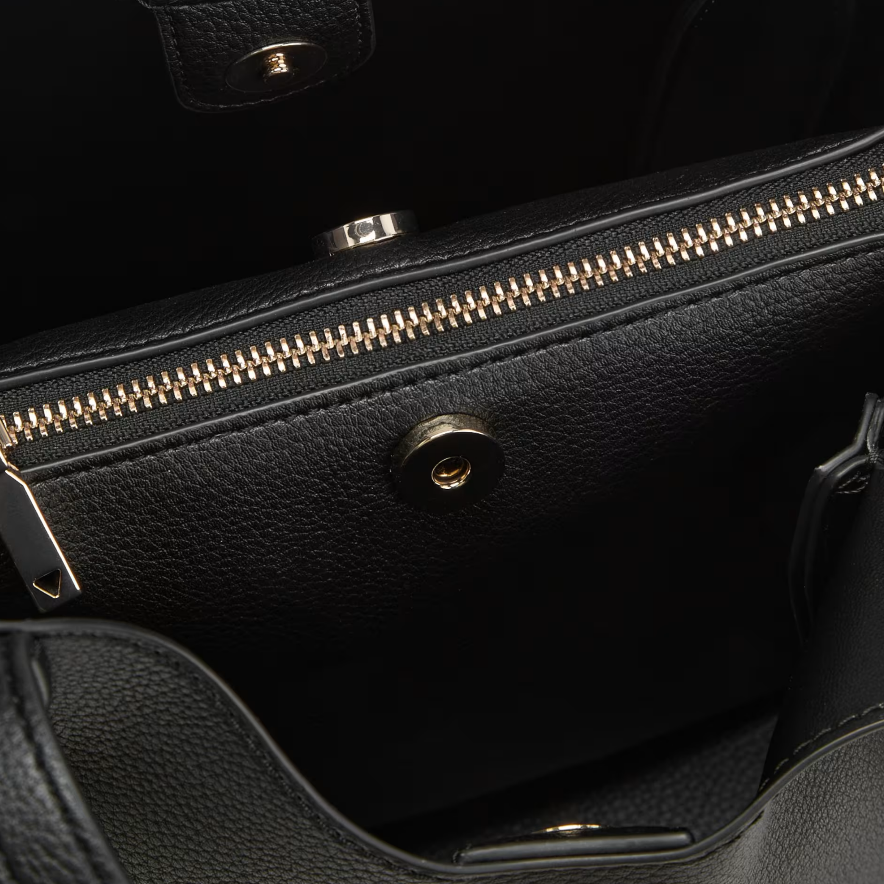 Guess Women Melody Bucket Bag - Black