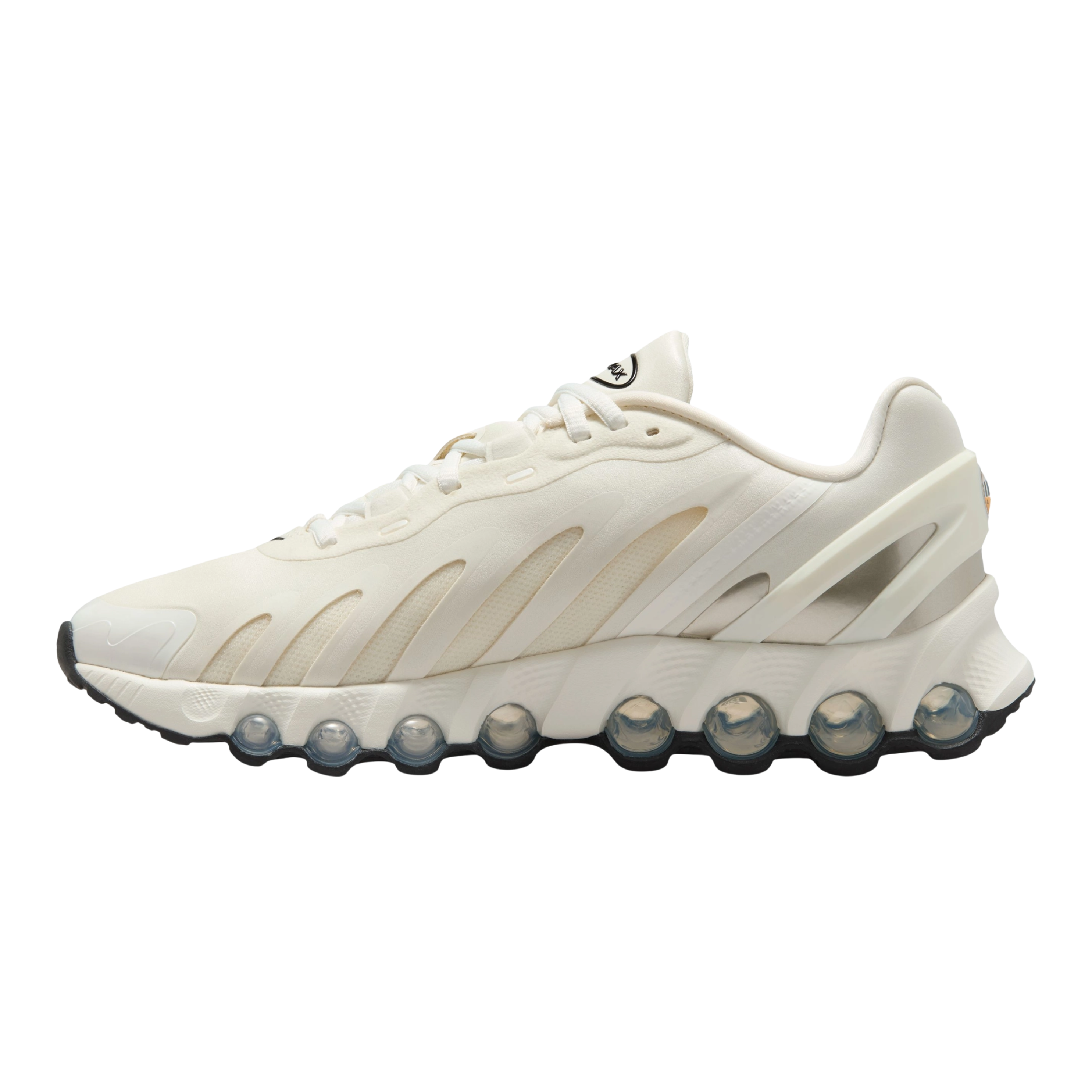 Nike Women Air Max DN8 - Sail Black