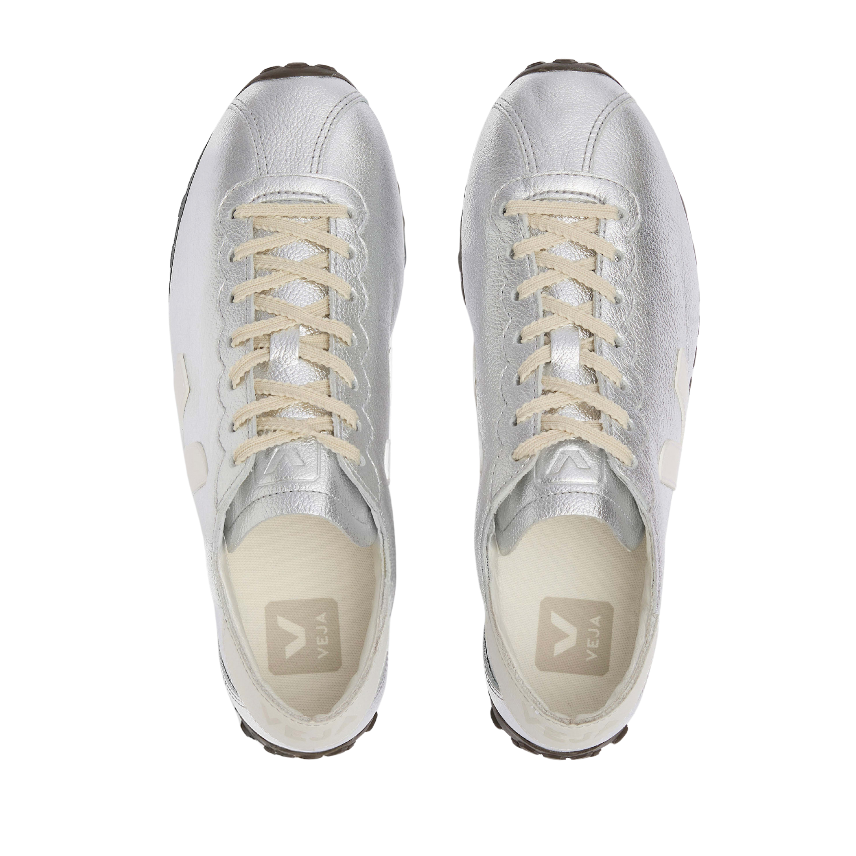 Veja Women Cateyes - Leather Silver White